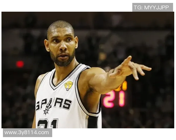 马威赞狄龙背身单打技艺非凡展现个人实力与篮球魅力